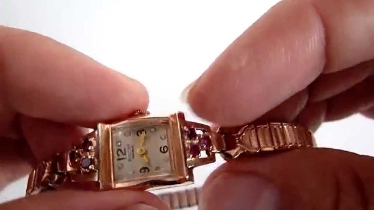 Pulsera de Relojes Bulova Antiguos para Mujer: &iexcl;Un Look Vintage Impresionante!