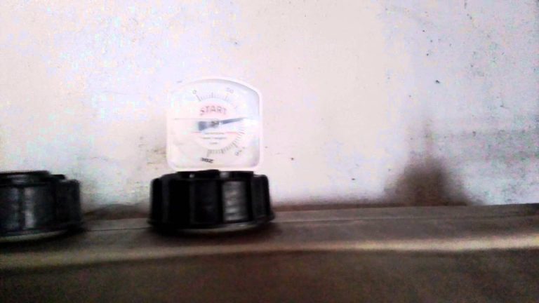 Ahorra dinero vigilando el nivel de tu depósito de gasoil con un reloj